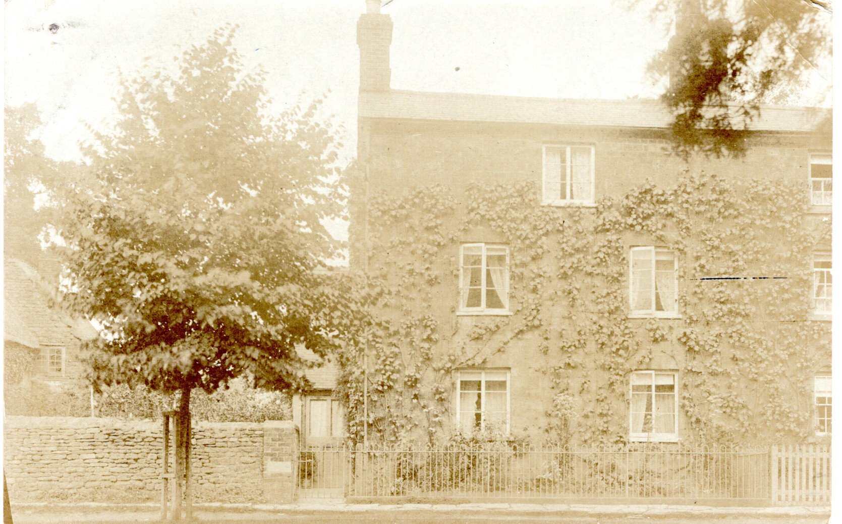 EorNSpiersPC_LokeCottage_11.08.1911